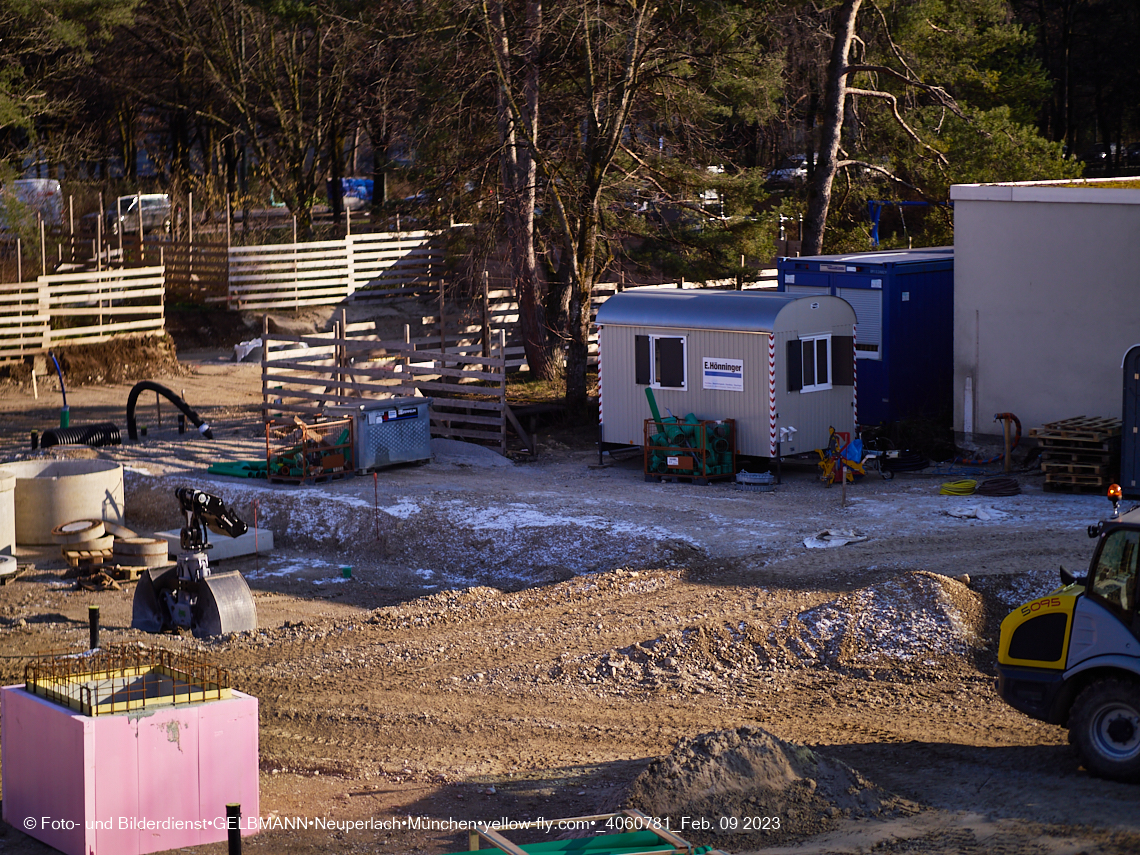 09.02.2023 - Baustelle Haus für Kinder in der Quiddestraße 3 in Neuperlach